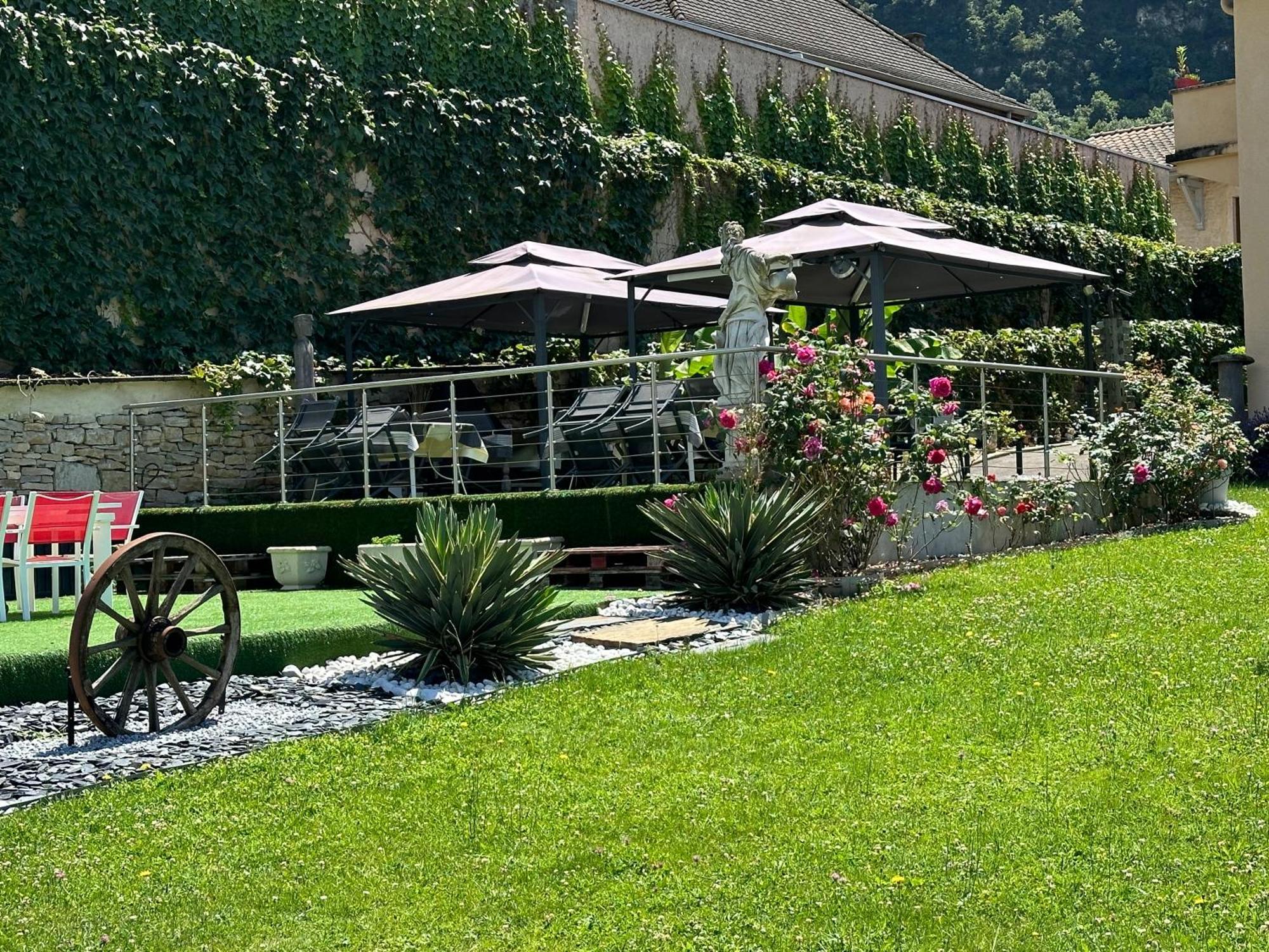 Relais Du Destin Otel Vertrieu Dış mekan fotoğraf