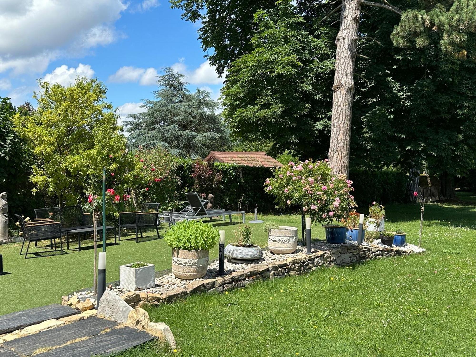 Relais Du Destin Otel Vertrieu Dış mekan fotoğraf